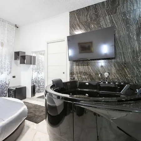 Hotel Gregorio Vii Luxury San Damaso 3*