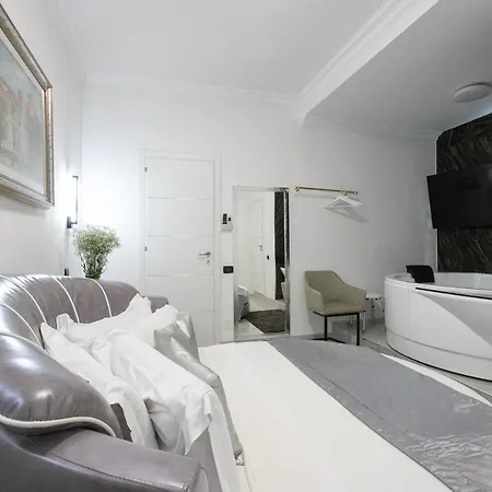 Gregorio Vii Luxury San Damaso רומא